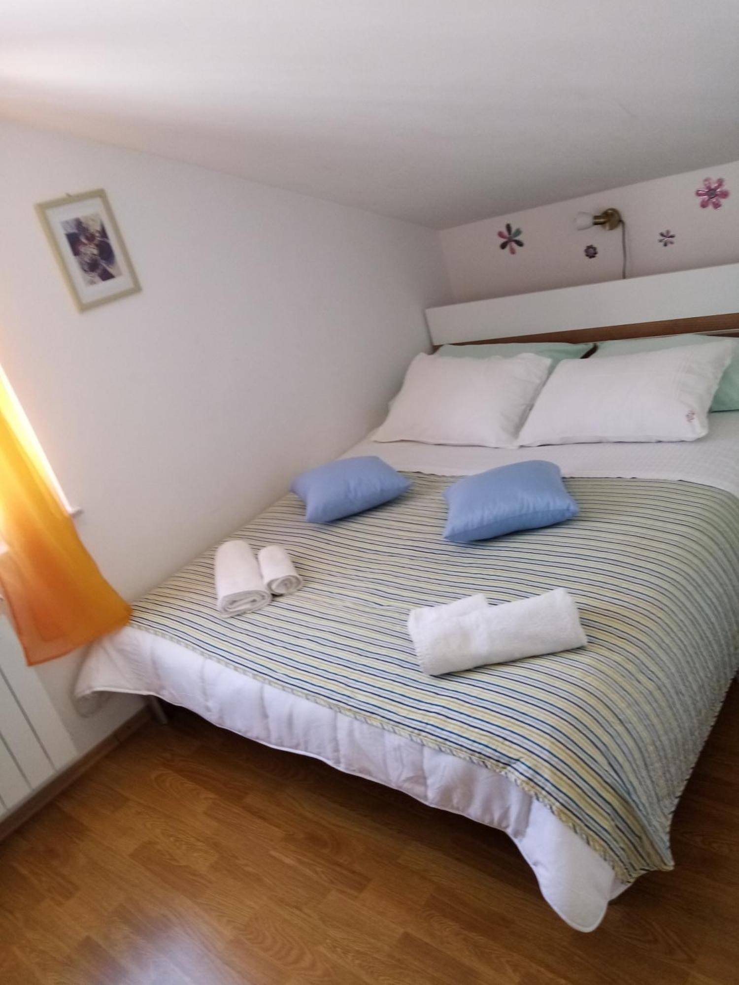 קרס Apartments Vitkovic מראה חיצוני תמונה